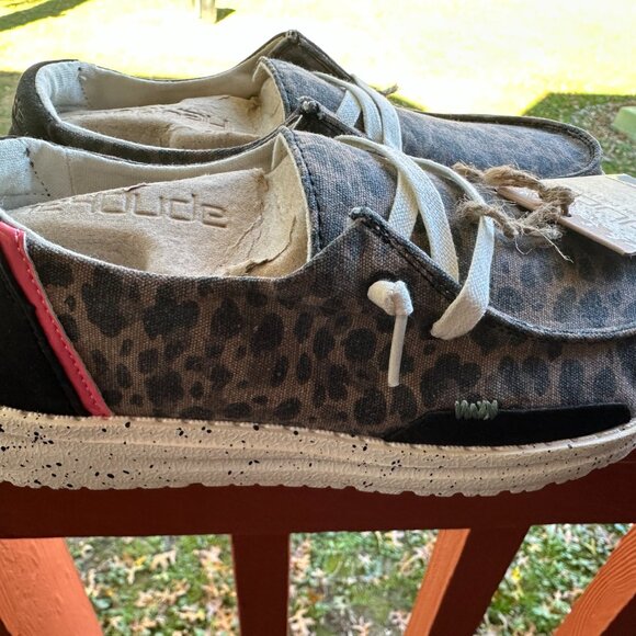 HEY DUDE WENDY JUNGLE BROWN 6 - Picture 3 of 5